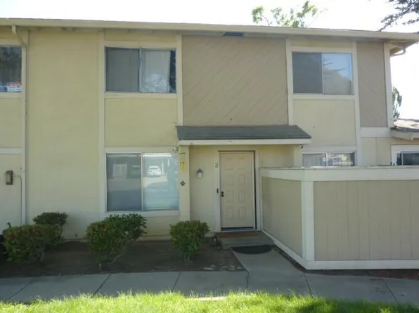 1811 Cherokee Dr Unit 2, Salinas, CA 93906