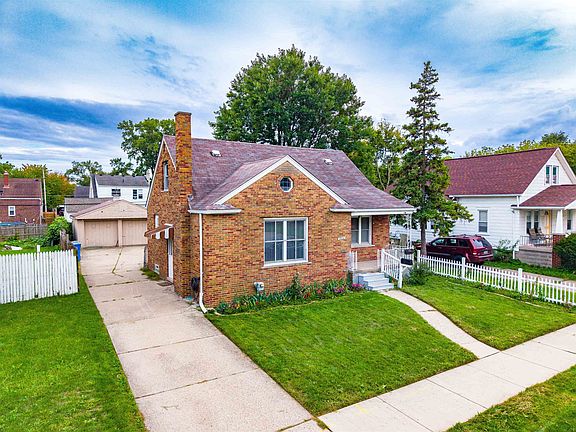 2nd image of 7544 Fisher Ave