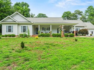 160 Sentell Rd, Williamston, SC 29697