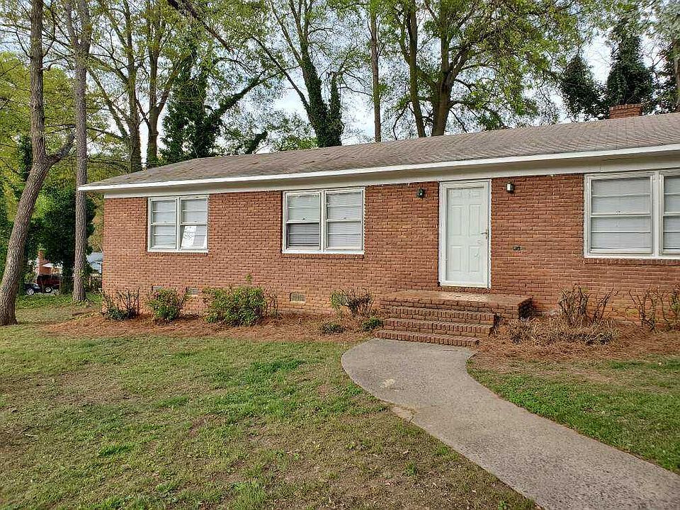 1st image of 802 Black Springs Dr