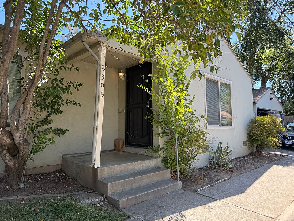 1st image of 2305 39th St