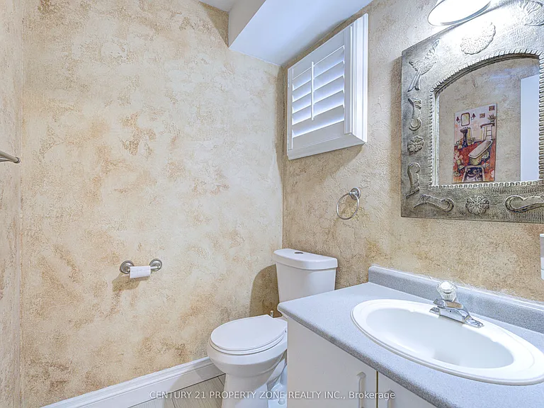 4 Compton Ct — Photo 20
