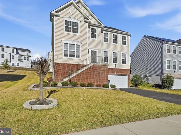 3012 Landing Eagle Ct, Woodbridge, VA 22191