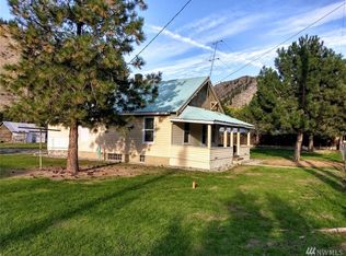 110 W Pleasant Ave, Cashmere, WA 98815
