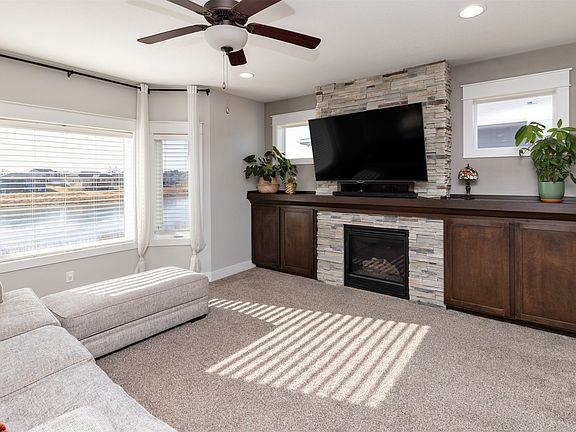 5th image of 9440 Rushbrook Dr