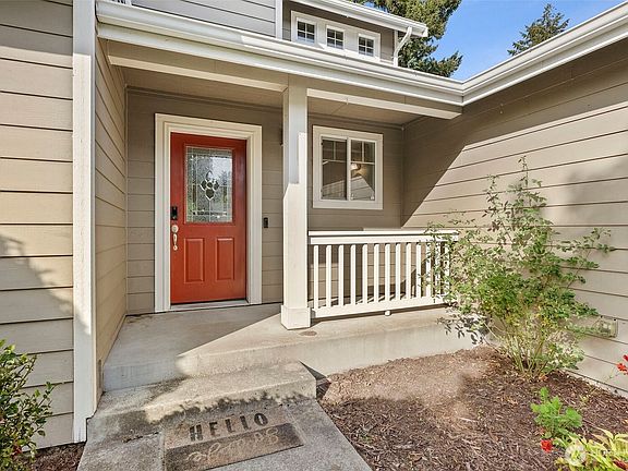 3rd image of 15880 104th Ave SE