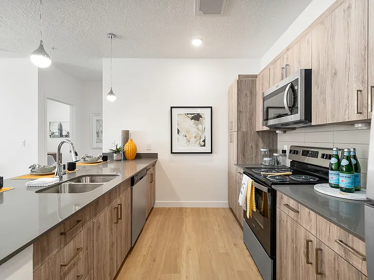 The Kelton Apartments — Photo 13