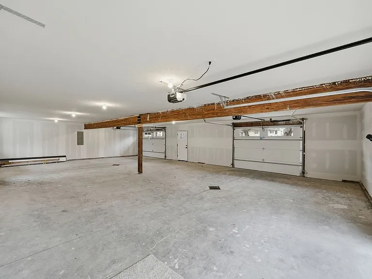 149 Washington St — Photo 11
