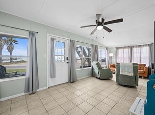 190 Lamar Beach Unit 1, Rockport, TX 78382