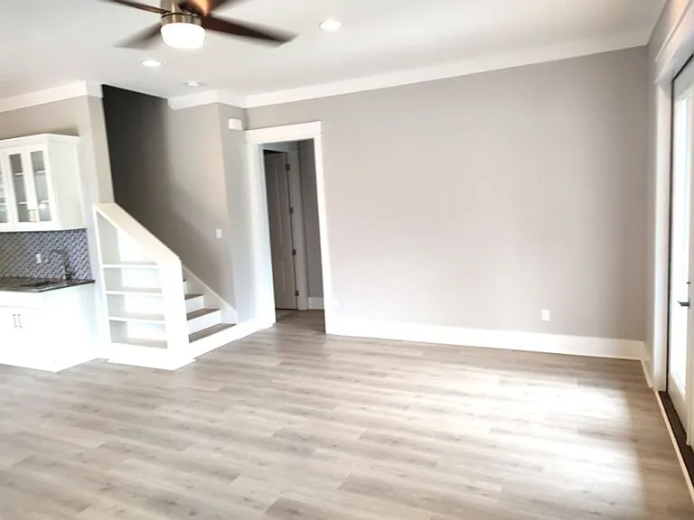 4088 Biltmore Ave — Photo 11