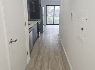 5565 Market St #3, Newark, NJ 07114