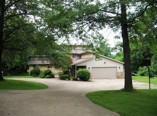 200 Crestview Dr, Hamilton, IL 62341