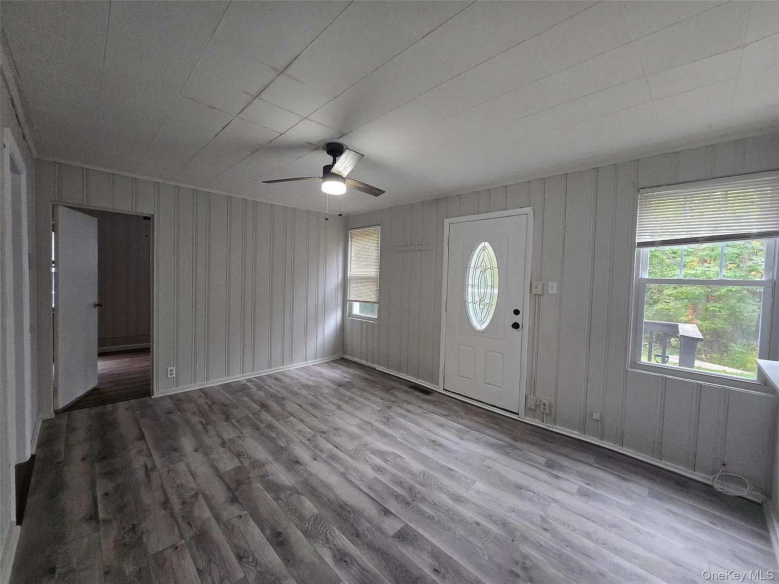 2 bed, 1100 sqft, $2,400 — Photo 4