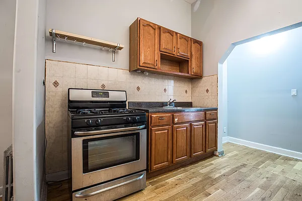 Rented by Nooklyn NYC LLC | media 54