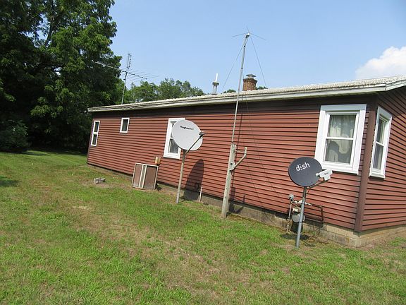 3rd image of 4219 Lynn St