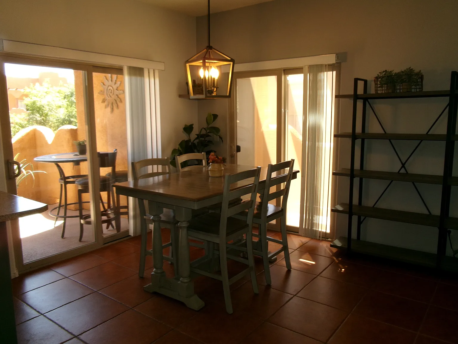 2 bed, 1328 sqft, $1,750 — Photo 4