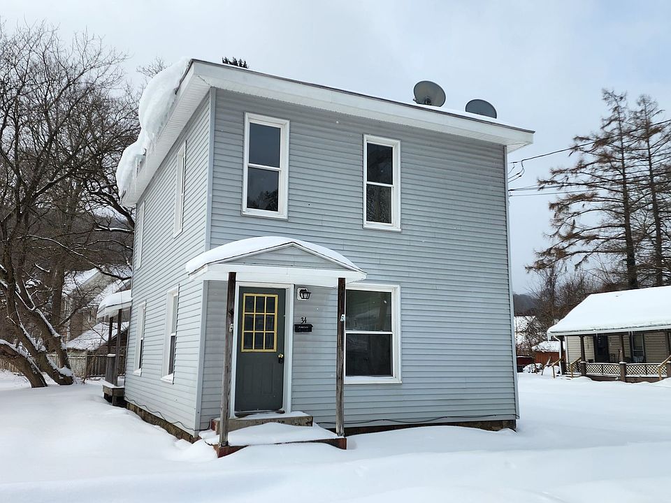 1st image of 34 Armstrong St #34