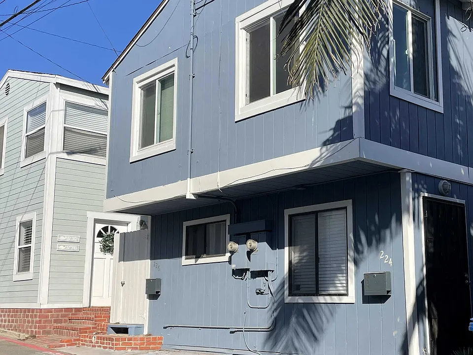 224 Bayview Dr