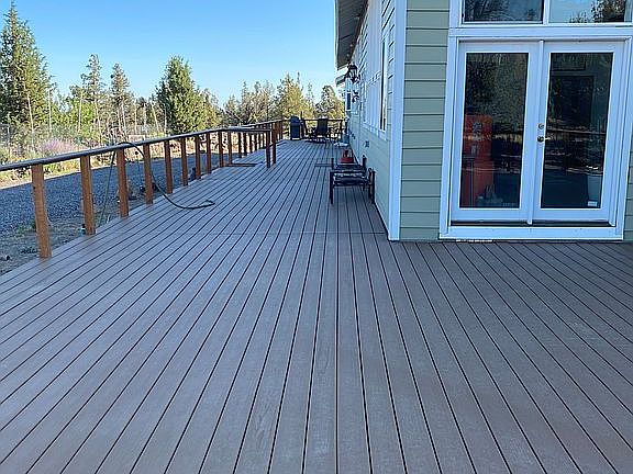 Longview of 2,265 sqft deck