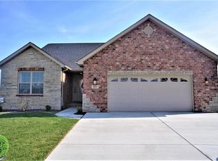 1920 Ravenel, Belleville, IL 62226