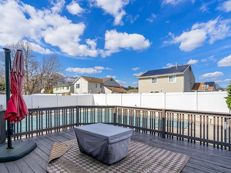 5 Scarlet Ln — Photo 18