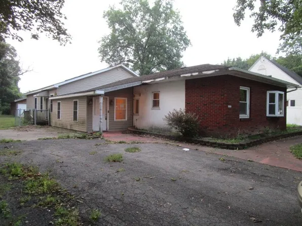 3252 S Main St, Horseheads, NY 14845