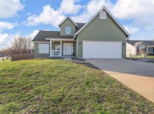 761 Peine Forest Ct, Wentzville, MO 63385