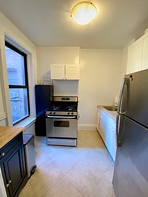 Rented by Kiess Realty, L.L.C. | media 7