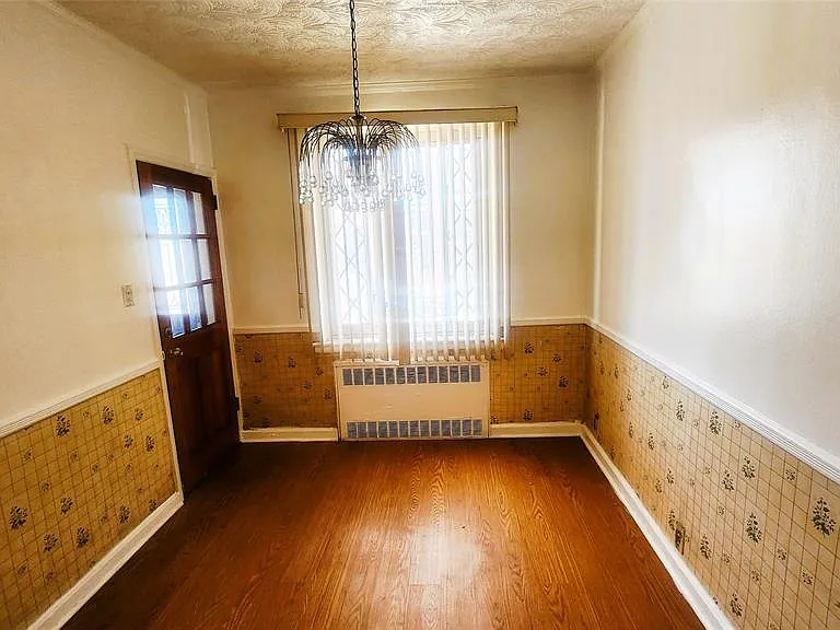 664 Remsen Ave — Photo 18