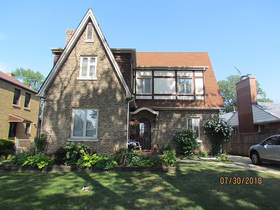 3rd image of 6251 N Nordica Ave