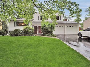 13 Annette Dr, Edison, NJ 08820