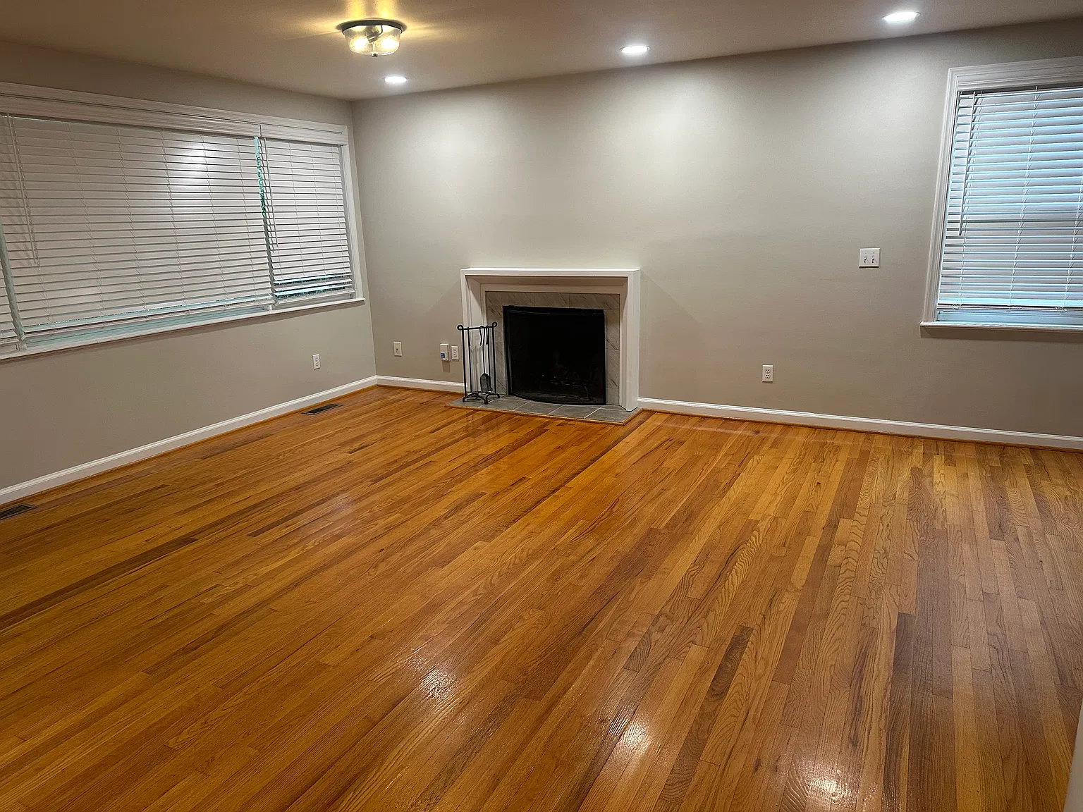 2 bed, 1.5 bath, 1000 sqft, $2,100 — Photo 3