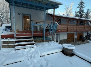 1502 Golden View Dr, Fairbanks, AK 99709