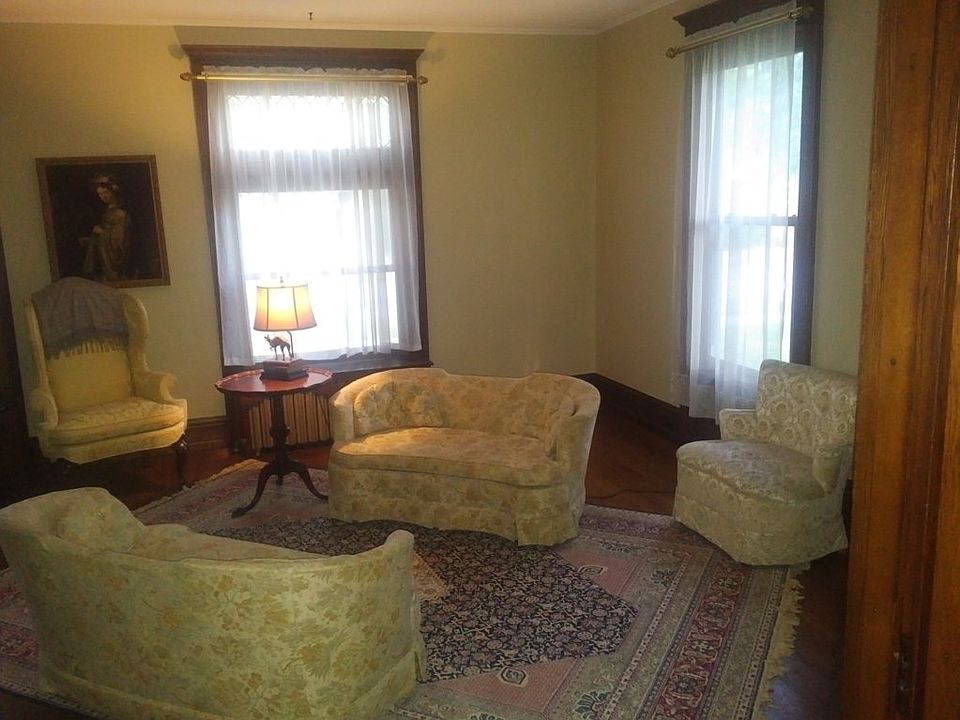 1st image of 331 S Warren Ave