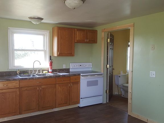 5th image of 16364 E On Ave