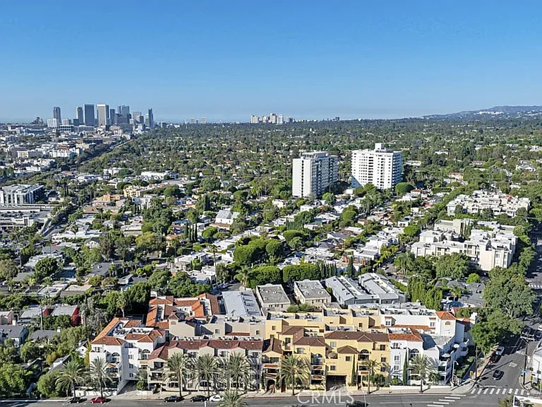 851 N San Vicente Blvd #128 — Photo 37