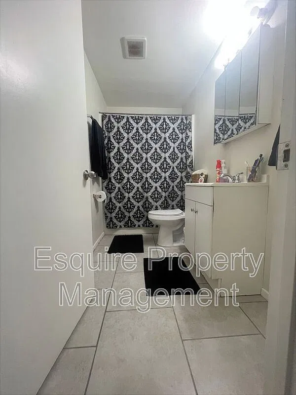 1 bed, 1.0 bath, 613 sqft, $1,950 — Photo 3