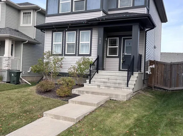 22 Hope Cmn, Spruce Grove, AB T7X 0X2