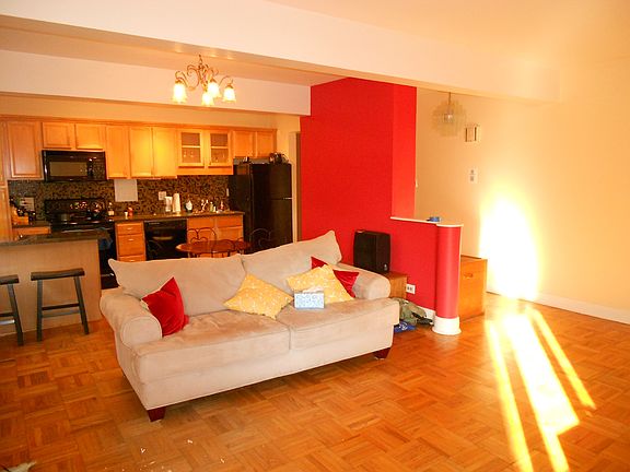 5th image of 5048 N Marine Dr APT B6