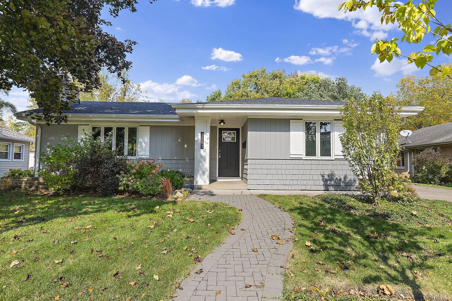 1201 James St photo 1