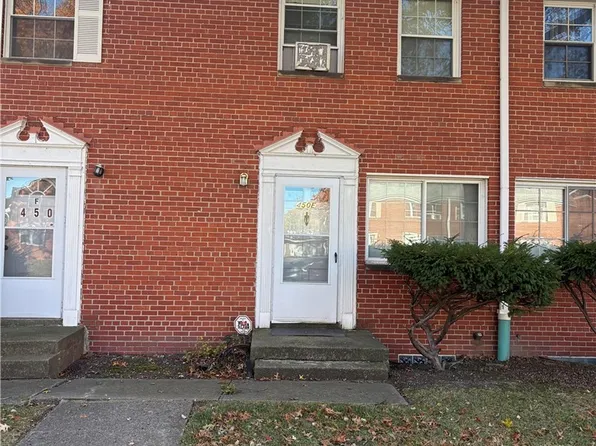 450 Kenwood Dr #E-12, Euclid, OH 44123