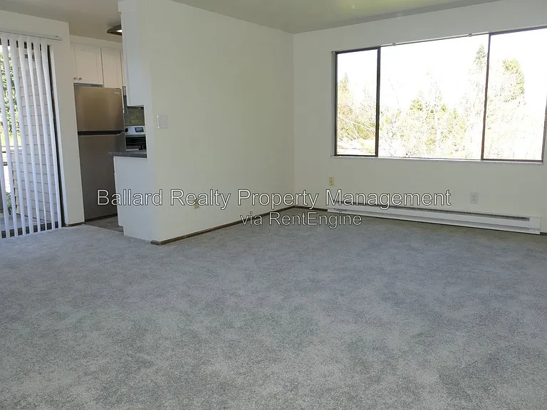 3018 NW 85th St #9 — Photo 3