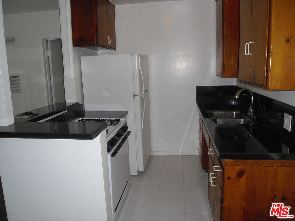 1st image of 22860 Pacific Coast Hwy APT 203