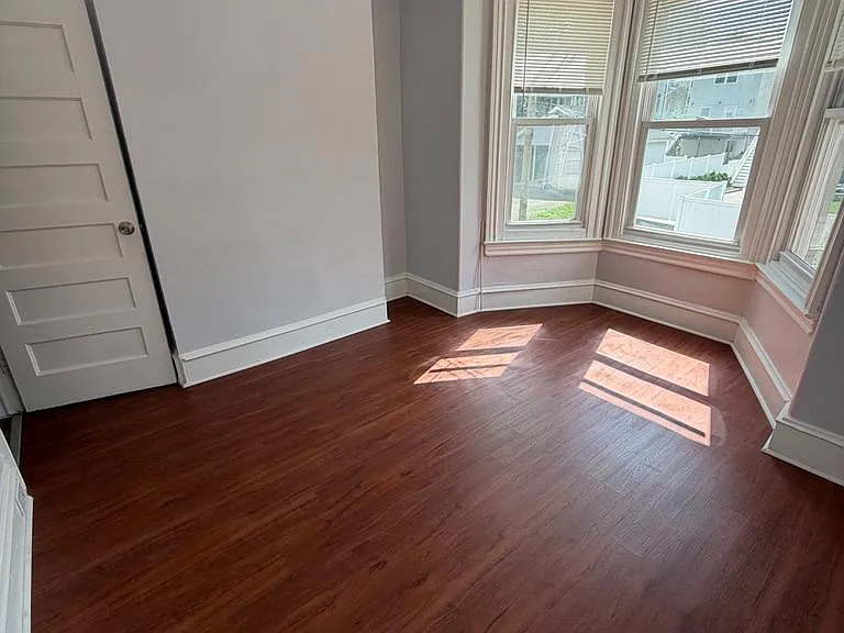 64 W Sharpnack St — Photo 25