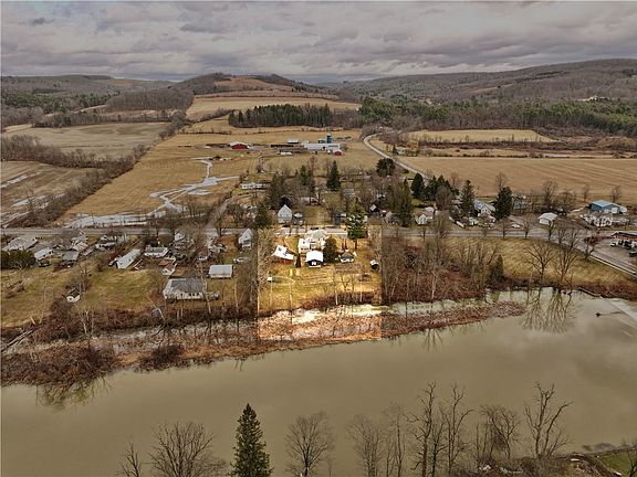 4th image of 16 Ithaca Rd