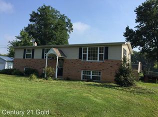 15 Richmaiden Rd, Fleetwood, PA 19522