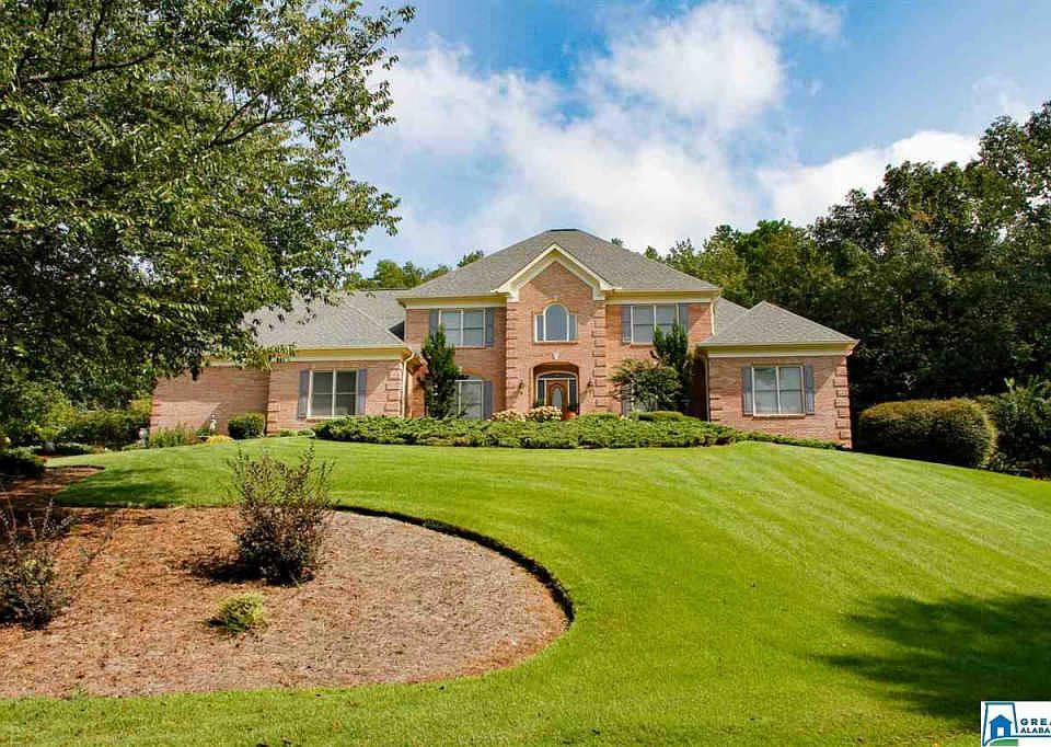 1st image of 309 Englewood Dr NE