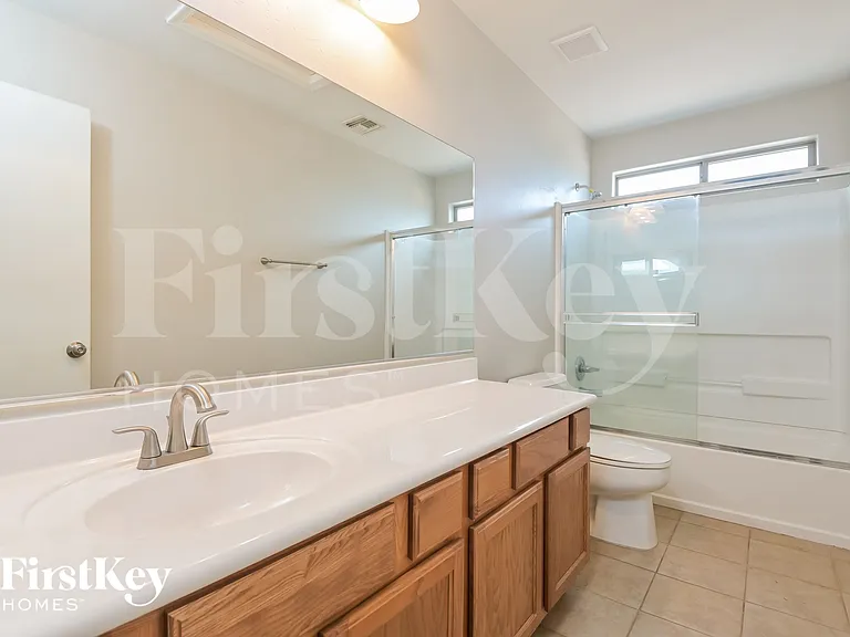 10616 S Lucius Dr — Photo 12