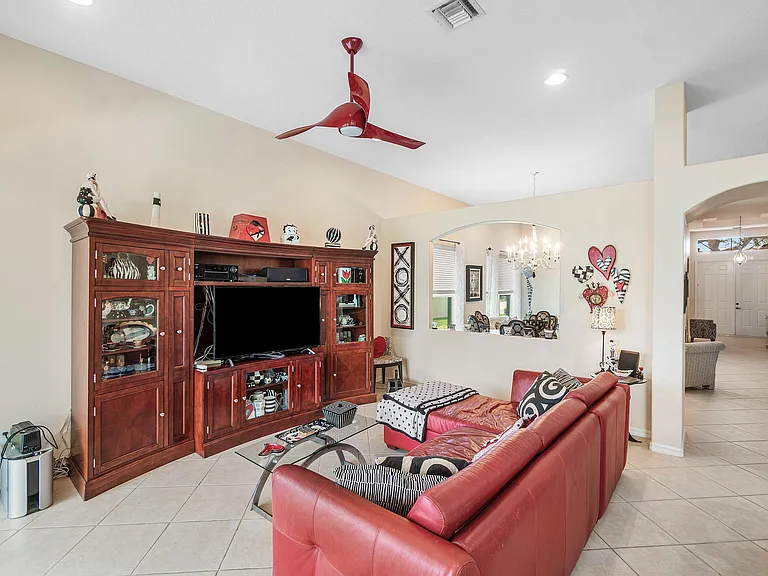 12196 Landrum Way — Photo 12