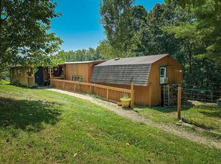 33041 Oliver Rd, Logan, OH 43138